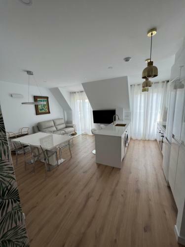 Apartamento De Lujo A Tan Solo 4km De Santander.