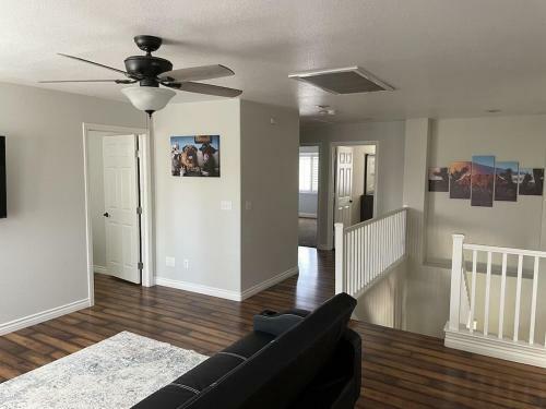 Gorgeous Henderson Home With Pool!