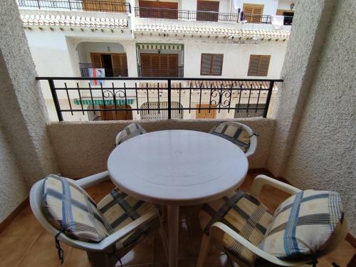 Apartamento 2 Dormitorios - Urb. Paraiso
