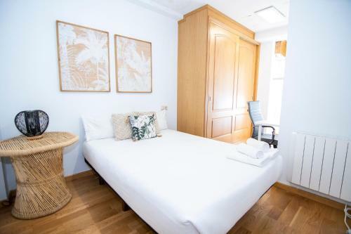 Bright Entire Apartment