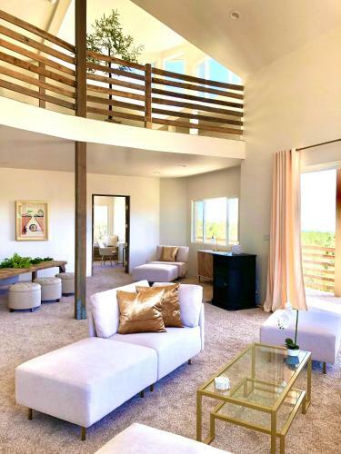 Villa Architectural Peace And Perfection In The Sandia Mountains