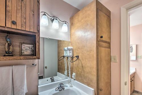 Apartamento Red River Ski Condo On Main St - Mtn View!