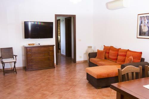 Asfodeli House