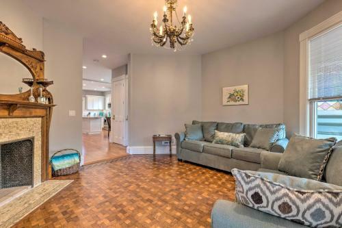 Apartamento Charming Greenport Gem With Walkable Location!