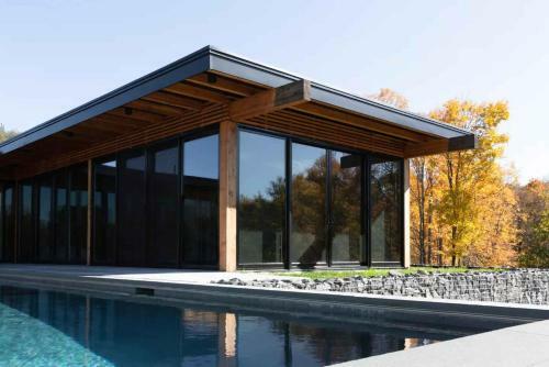 Modern Glass House With Pool & Catskill Views In Hudson Valley