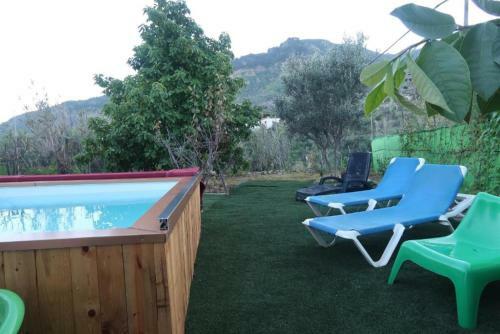 Linda Casa Con Jacuzzi Y Piscina Privada,freewifi Y Chimenea