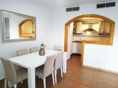 Apartamentos Vera - Chalet Marinas
