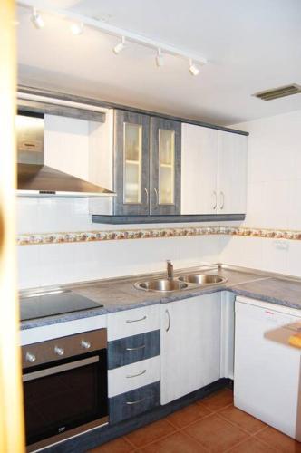 Apartamentos Vera - Chalet Marinas