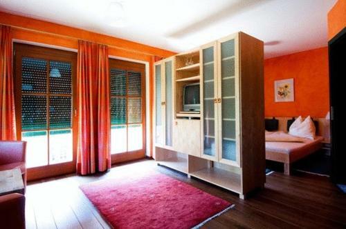 Hostal Hotel Garni Winzerhof H�dl
