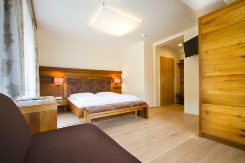 Hotel Zirngast
