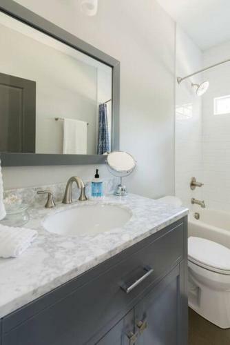 Apartamento Quiet, Comfy And Stress Free Studio