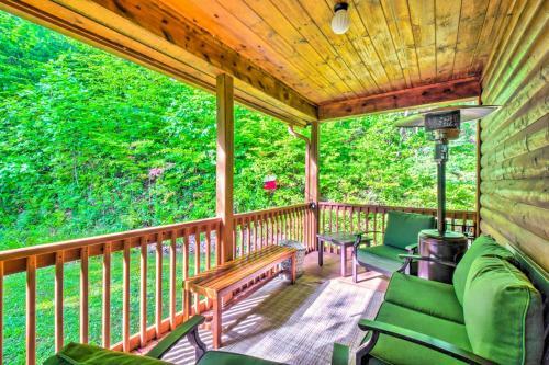 Pet-friendly Moutain Escape With Deck And Grill