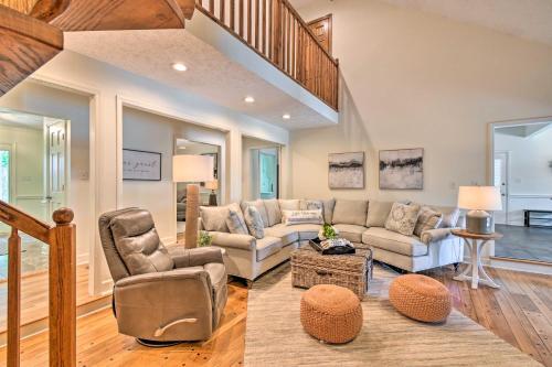 Waterfront Parkton Home With Pool And Boat Dock!