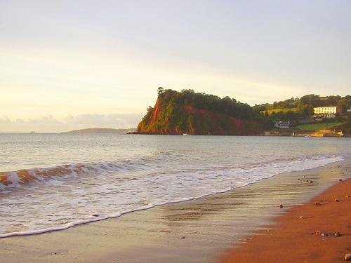Beautiful Beachside One Bedroom Apartment