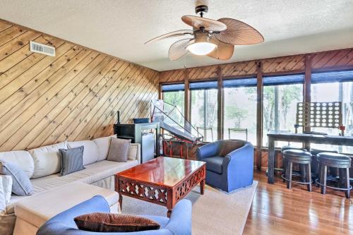Spacious Murphy Cabin With Hot Tub And Large Deck