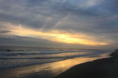 200 Steps To Somewhere By Oak Island Accommodations