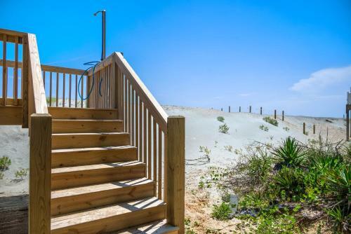 A Pirate's Paradise By Oak Island Accommodations