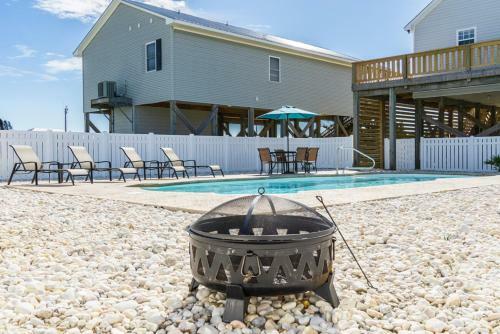 A Most Steller Place By Oak Island Accommodations