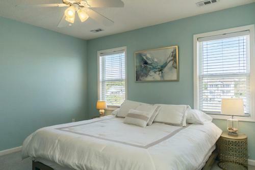 A Most Steller Place By Oak Island Accommodations