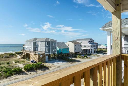 A Most Steller Place By Oak Island Accommodations