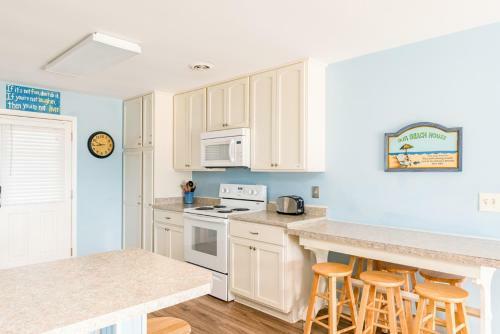 A Gem By Oak Island Accommodations