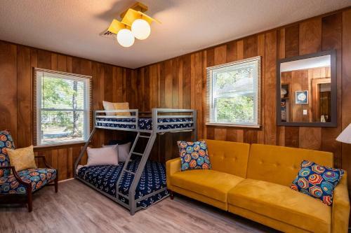 1 Step Closer By Oak Island Accommodations