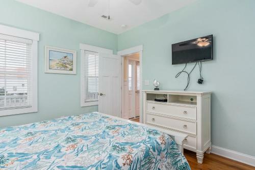 Alpha Breeze By Oak Island Accommodations