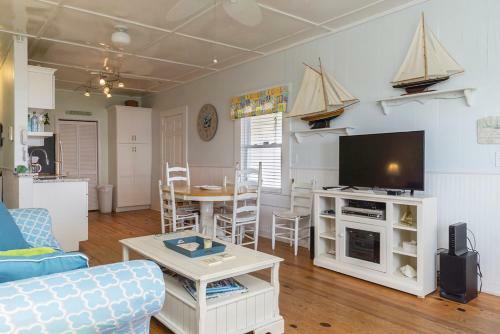 Beach Music By Oak Island Accommodations