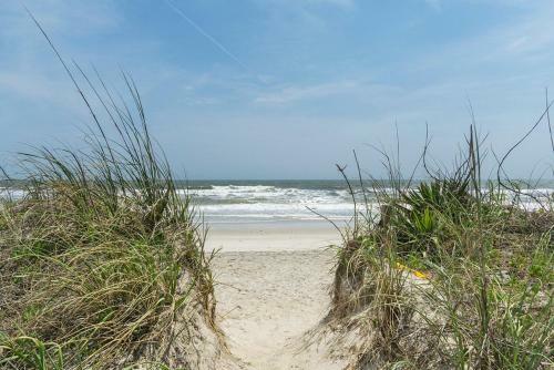 Beach Music By Oak Island Accommodations