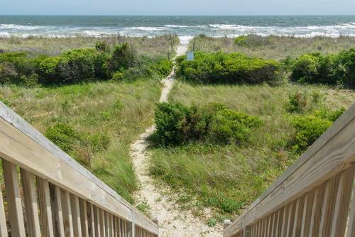 Beach Music By Oak Island Accommodations