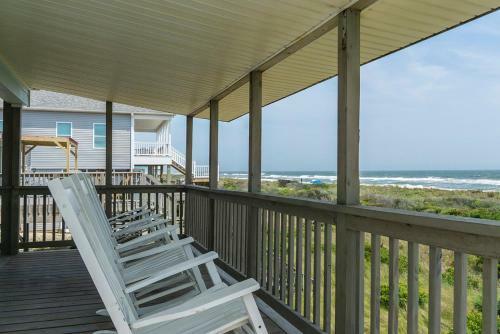 Beach Music By Oak Island Accommodations