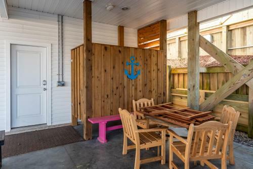 Change Of Pace By Oak Island Accommodations