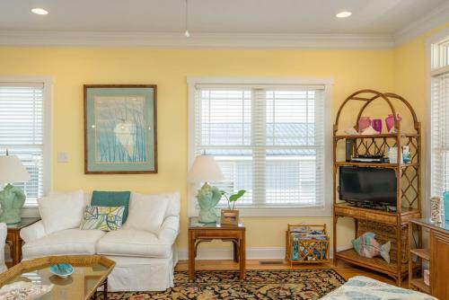 Change Of Pace By Oak Island Accommodations
