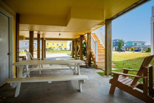 Allegra By Oak Island Accommodations