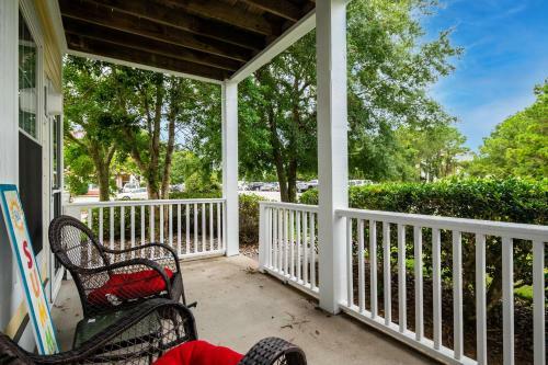 Marina 1 By Oak Island Accommodations