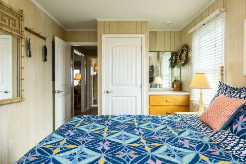 Surfsong By Oak Island Accommodations