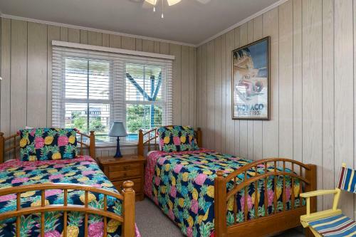 Surfsong By Oak Island Accommodations