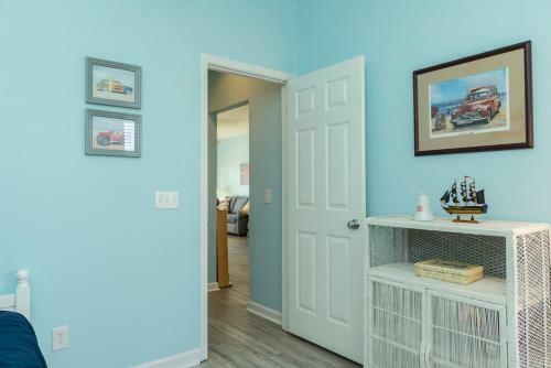 The Surf Shack By Oak Island Accommodations