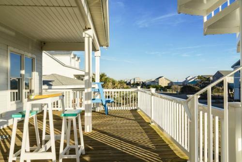 The Surf Shack By Oak Island Accommodations