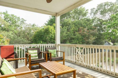 Time Stands Still By Oak Island Accommodations
