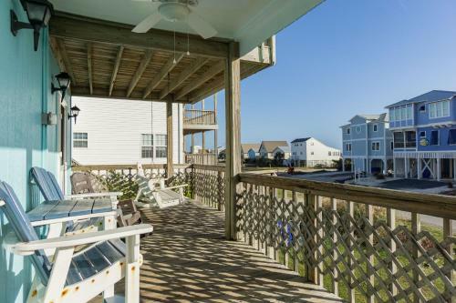 Stingwray Cove By Oak Island Accommodations