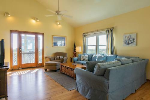 Stingwray Cove By Oak Island Accommodations