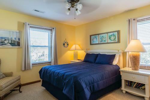 Stingwray Cove By Oak Island Accommodations