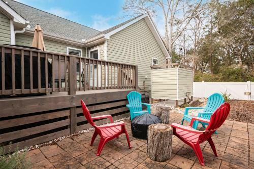 The Little Coconut By Oak Island Accommodations