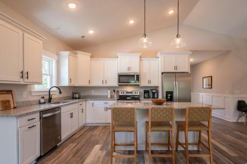 Suga Shack By Oak Island Accommodations