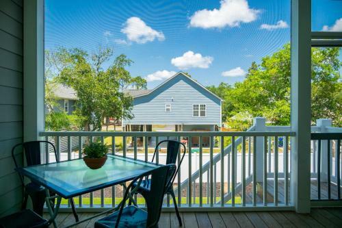 Suga Shack By Oak Island Accommodations