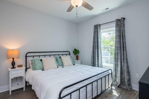 Suga Shack By Oak Island Accommodations