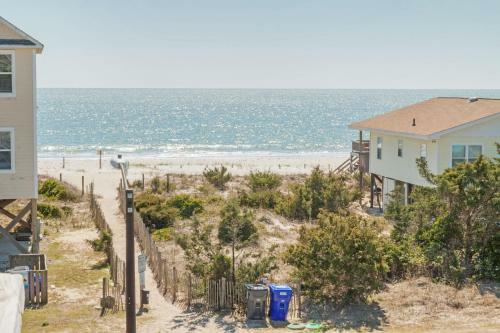 Southern Horizons By Oak Island Accommodations
