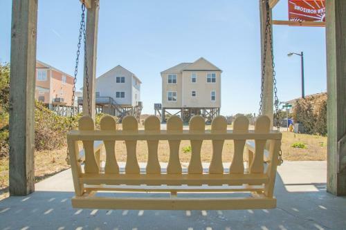 Southern Horizons By Oak Island Accommodations