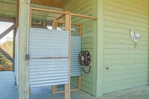 Southern Horizons By Oak Island Accommodations